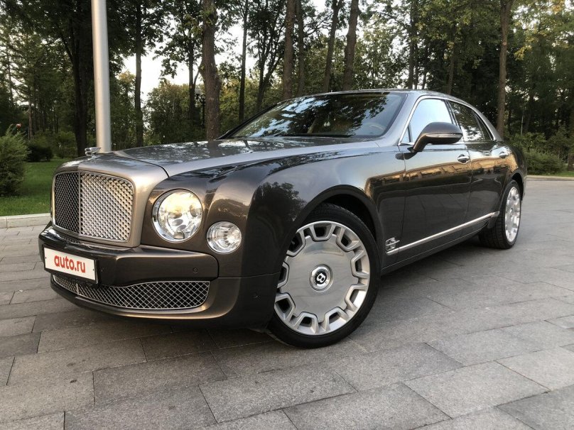 Бентли 2012