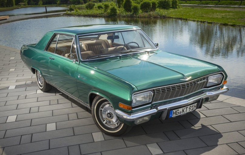 Opel Diplomat v8 Coupe