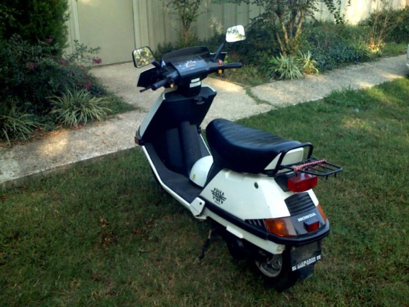 2004 Honda Elite 80