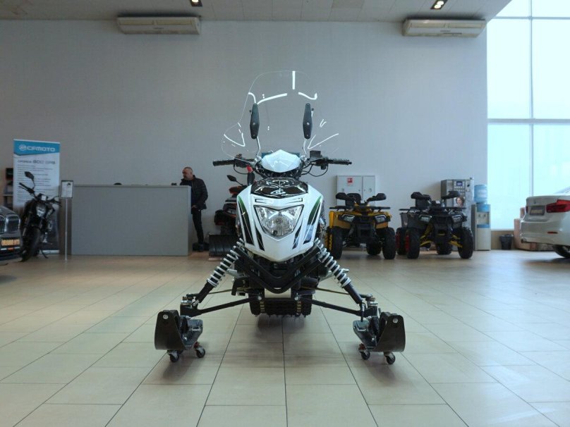 Мотолэнд Сноуфокс 200