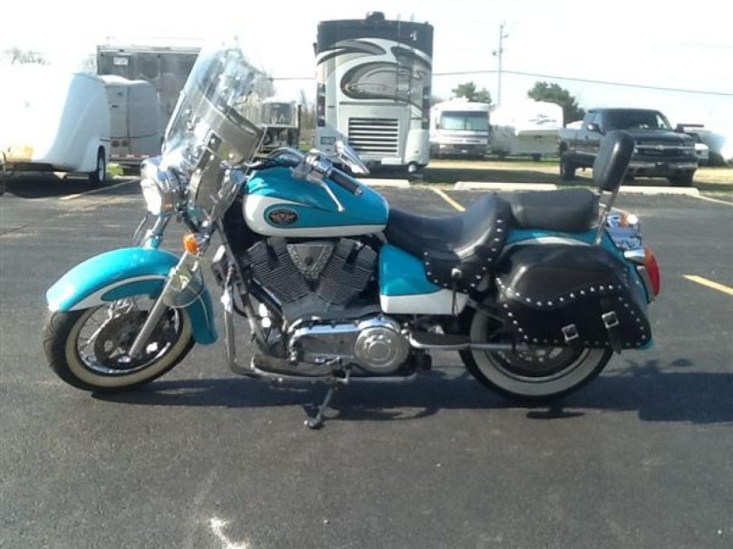 Victory Touring Cruiser 2003