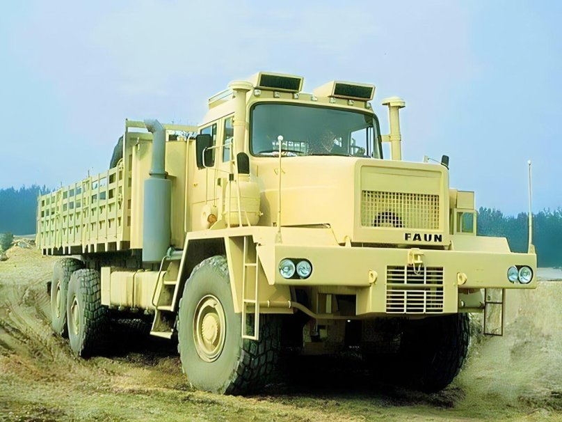 Тягач Faun Hz 40.45/45