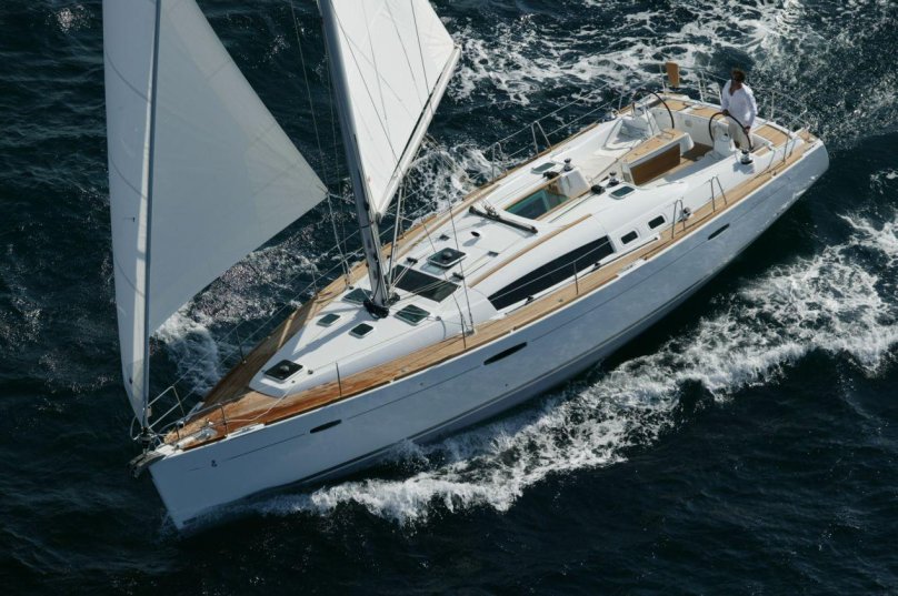 Яхта oceanis 40