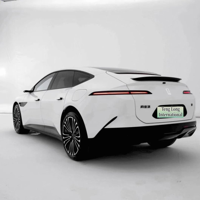 Электромобиль avatr 12