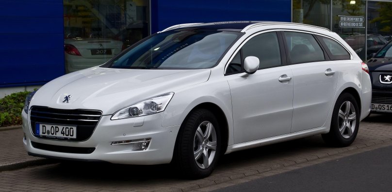 Peugeot 508 SW 2011