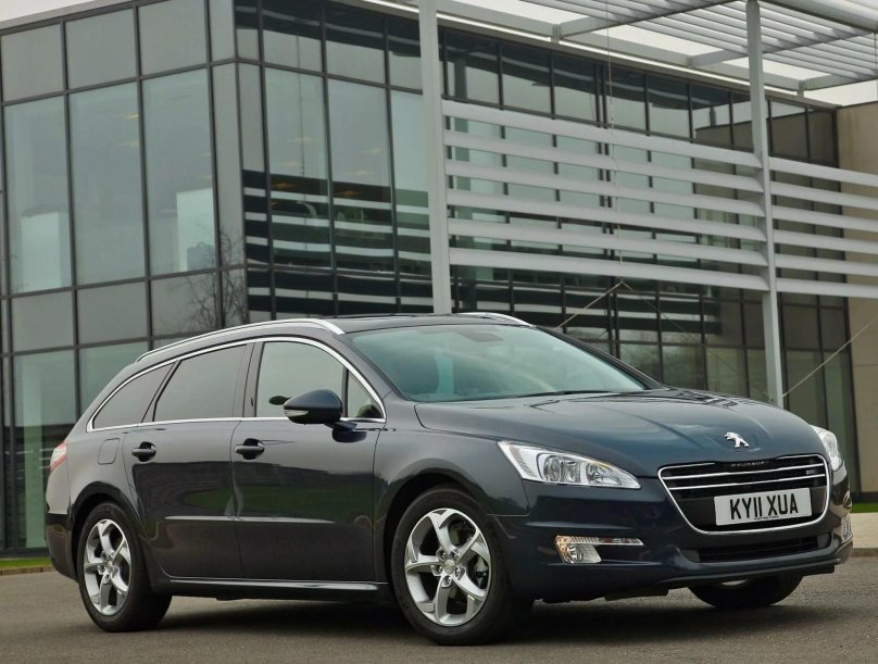 Peugeot 508 SW 2011