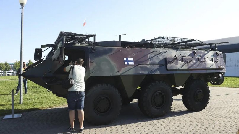 Финский БТР sisu xa-180