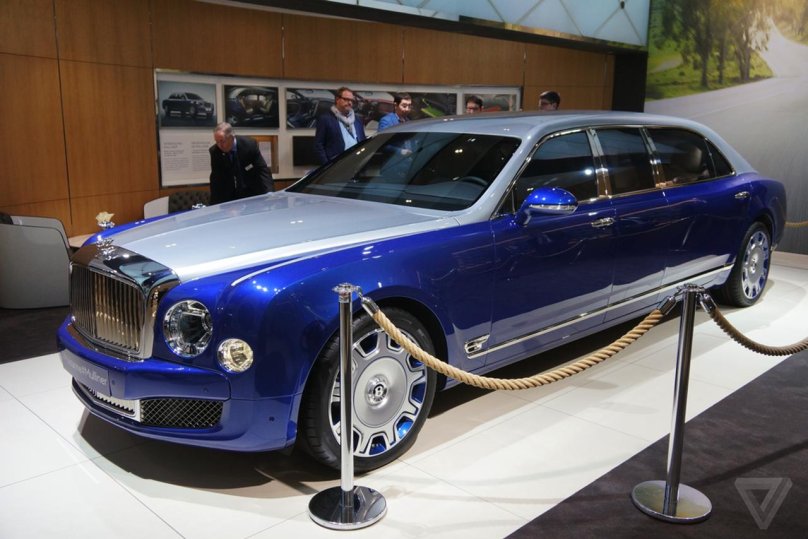 Bentley Mulsanne Grand Limousine