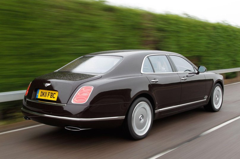 Бентли Мульсан 2023