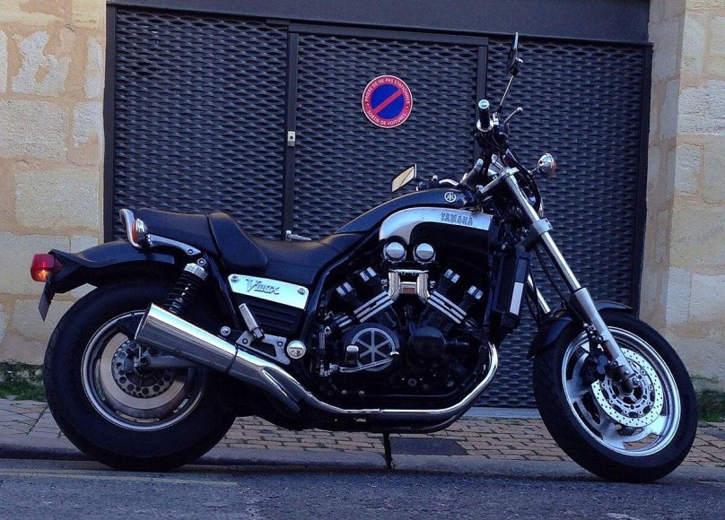Ямаха Vmax 1200