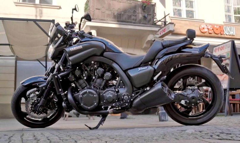Yamaha v-Max 1700