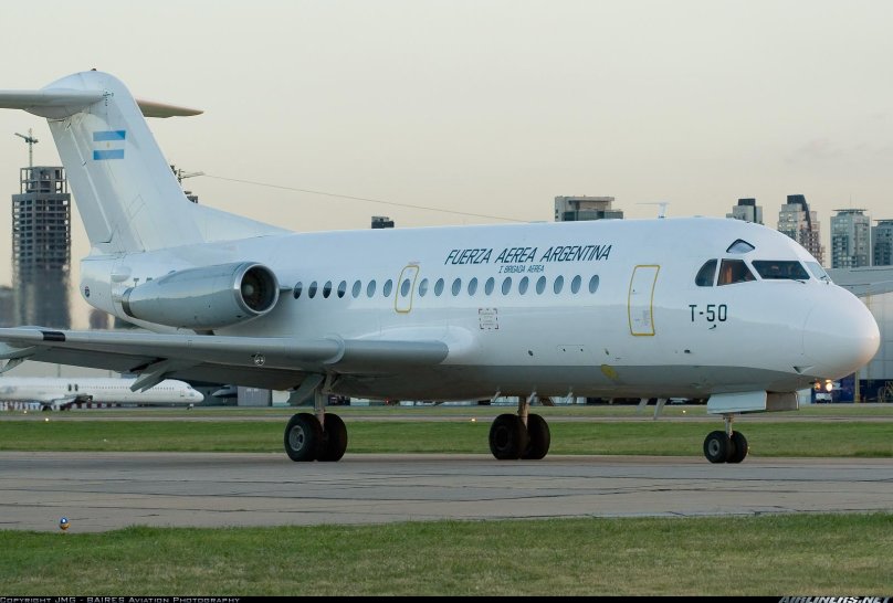 Fokker f28-4000