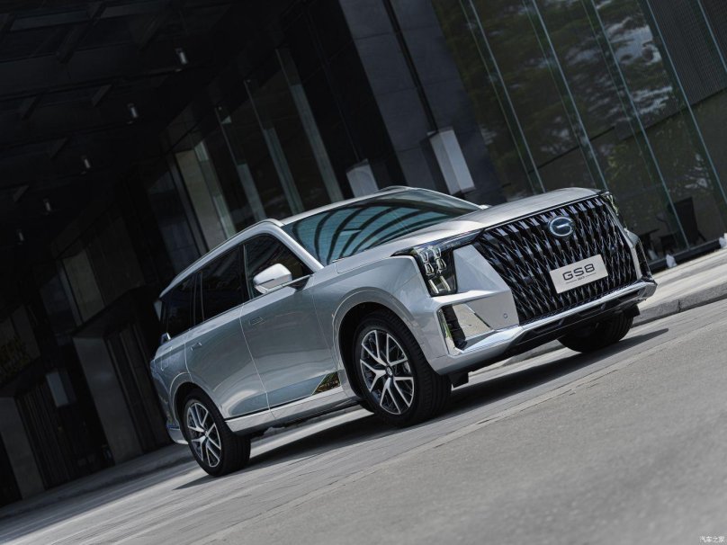 Кроссовер GAC gs8