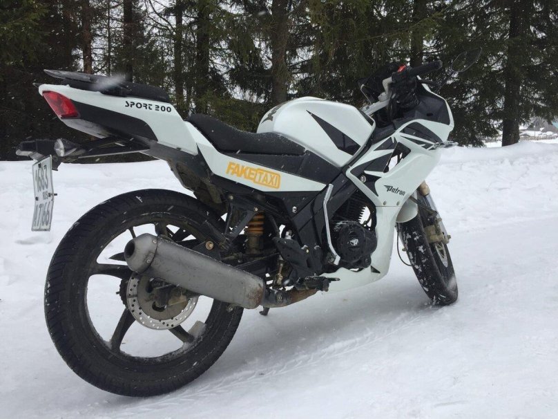 Мотоцикл патрон спорт 200