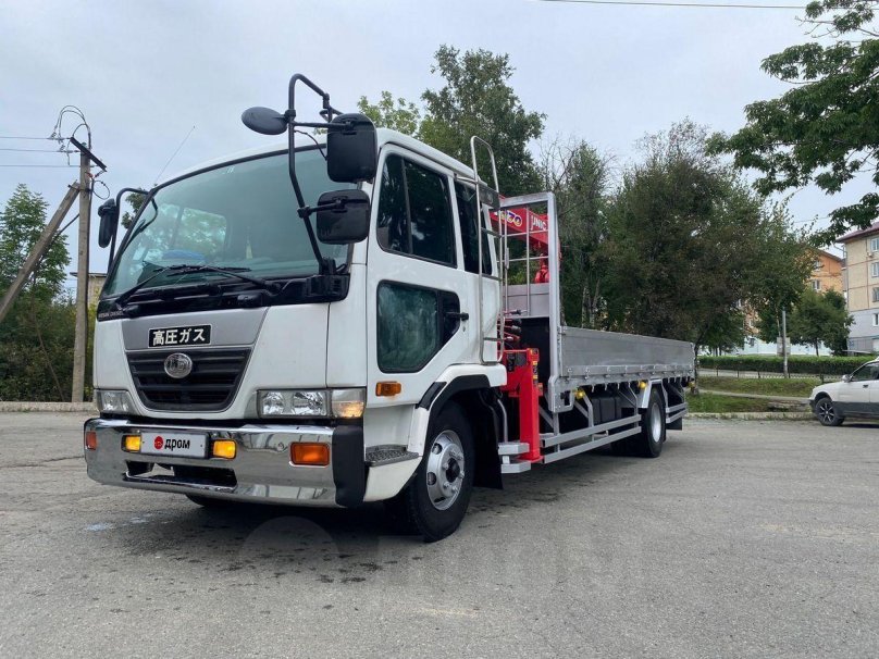 Nissan Diesel Condor 2005