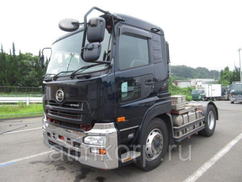 Тягач Ниссан