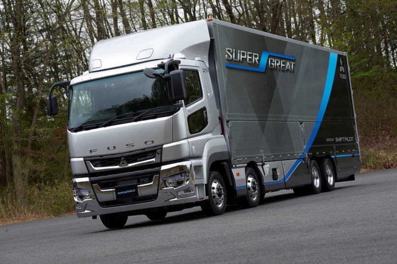 Mitsubishi Fuso super great