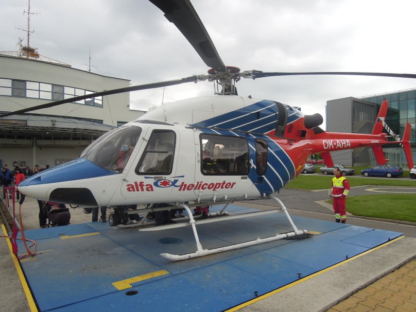 Bell 427 вертолет