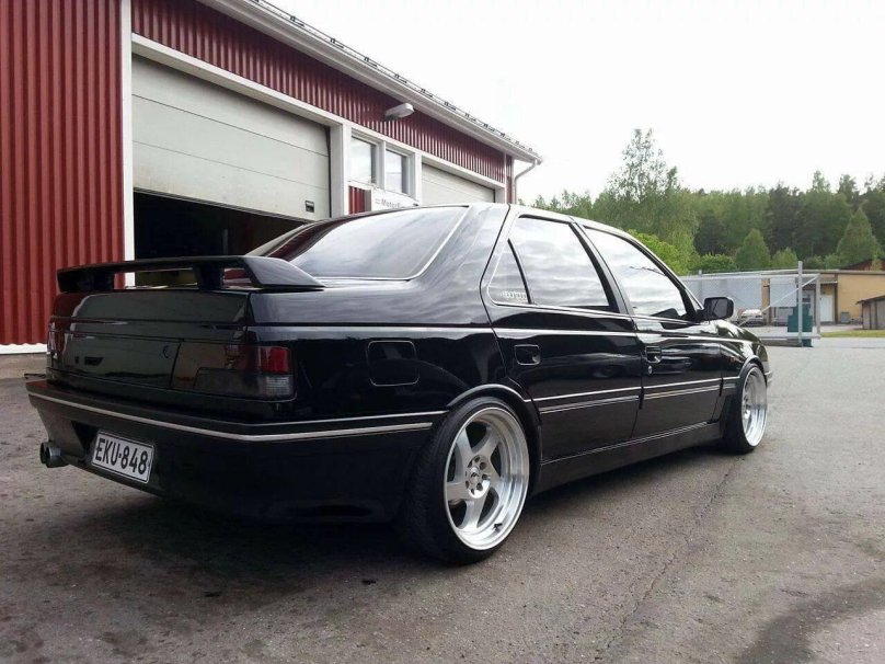 Peugeot 405 mi16 черный