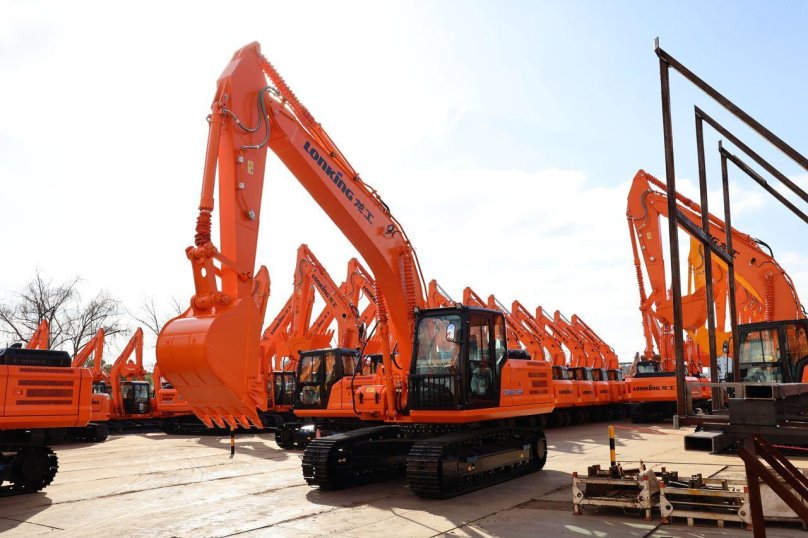 Экскаватор cdm6225n