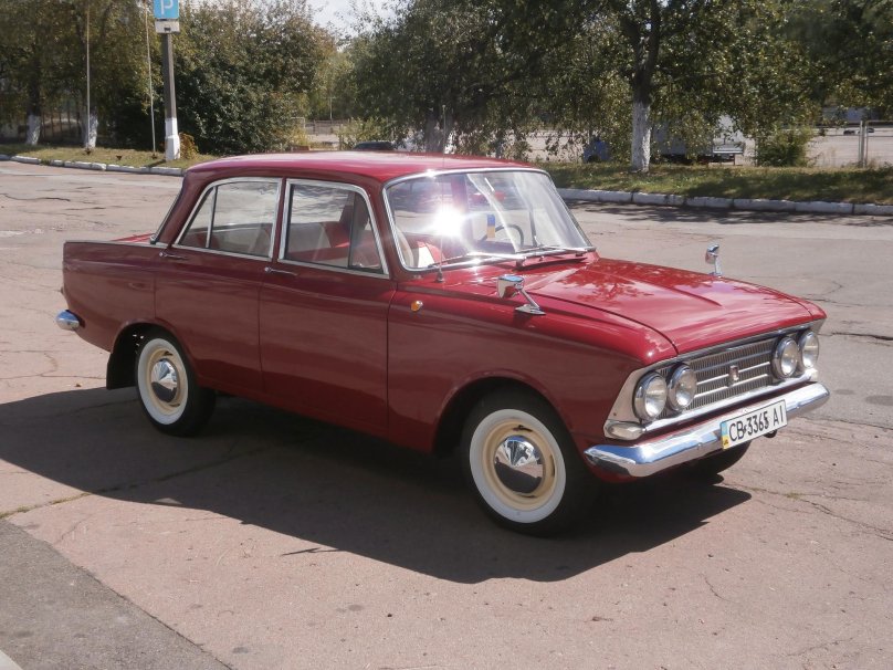 Москвич-408 легковой