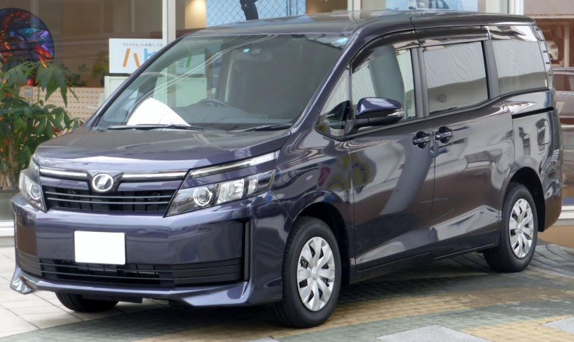 Тойота Вокси 2014