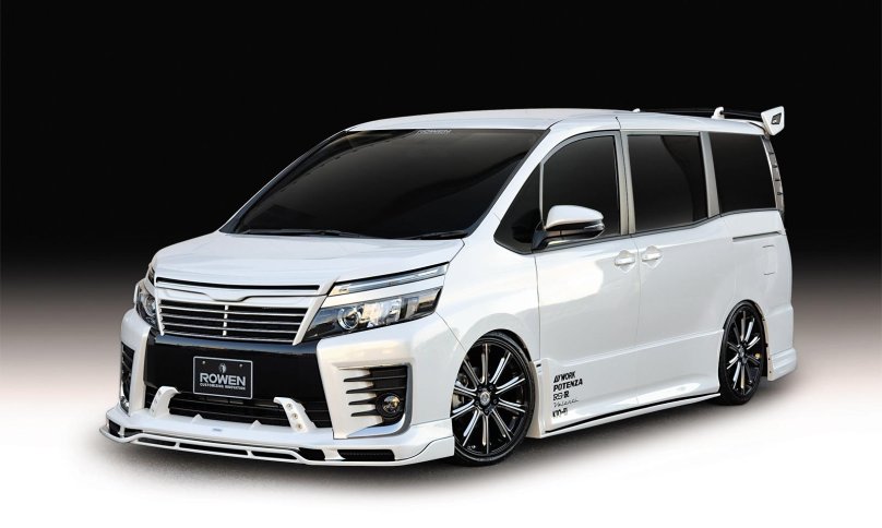 Тойота Вокси 2014