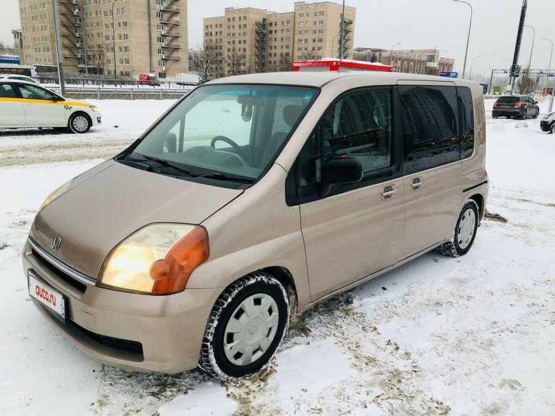 Хонда Мобилио 2002