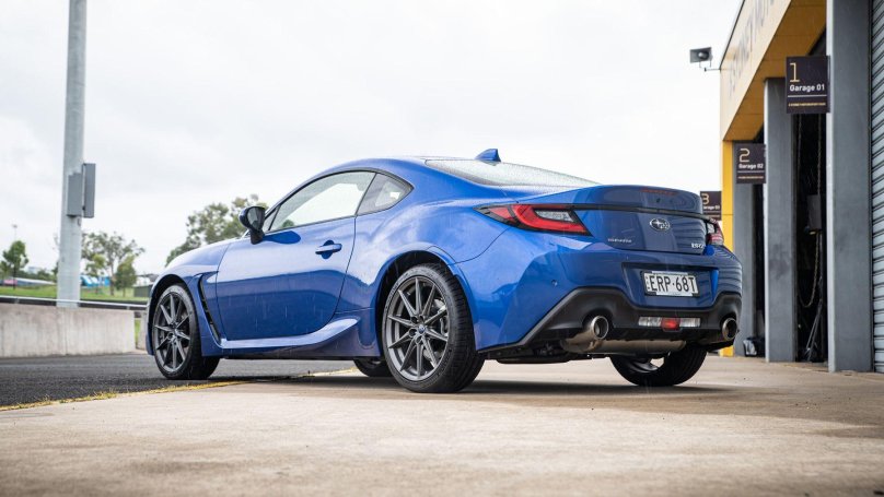 Субару брз 2022