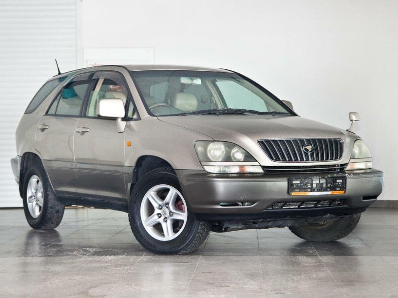 Toyota Harrier 2000