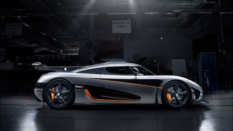 Кенигсегг Agera one 1