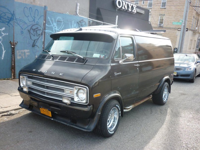 1977 Dodge Ram van