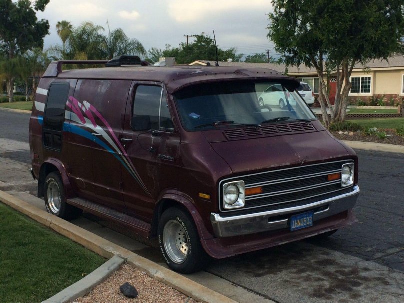 Dodge Ram van