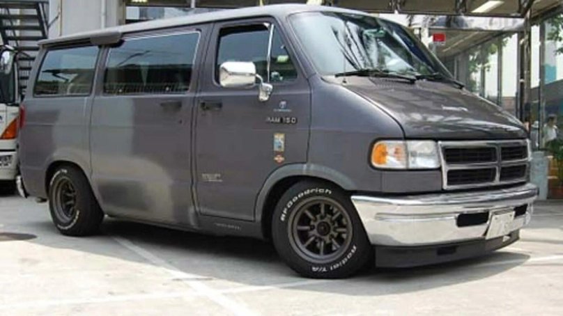 Dodge Ram van DAJIBAN