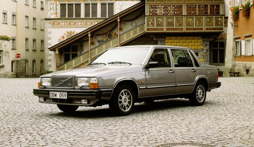 Volvo 760 седан