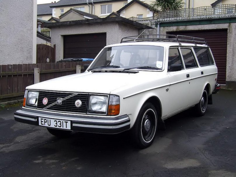 Volvo 245 DL