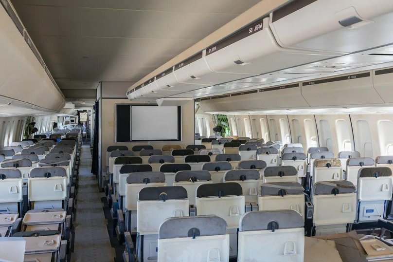 Боинг 747 пассажирский салон