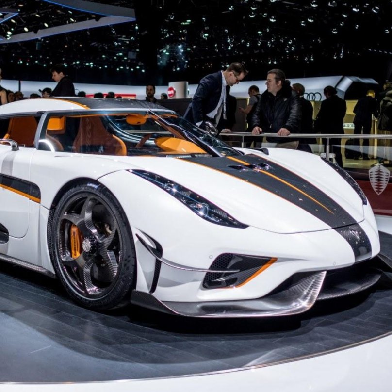 Кенигсегг АГЕРА 2021