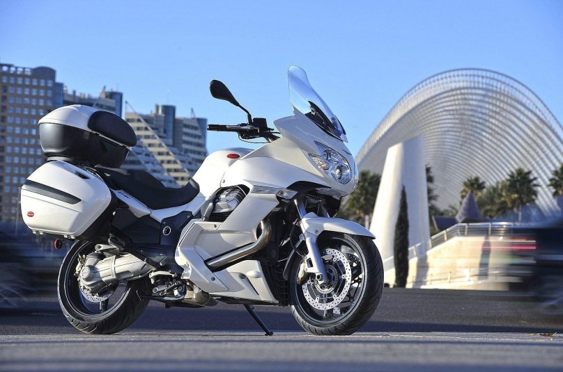 Мото Гуцци 1200 спорт