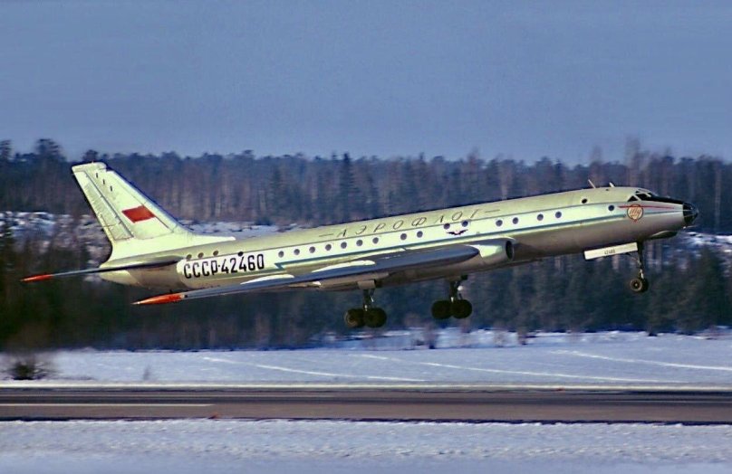 Ту-104 пассажирский самолёт