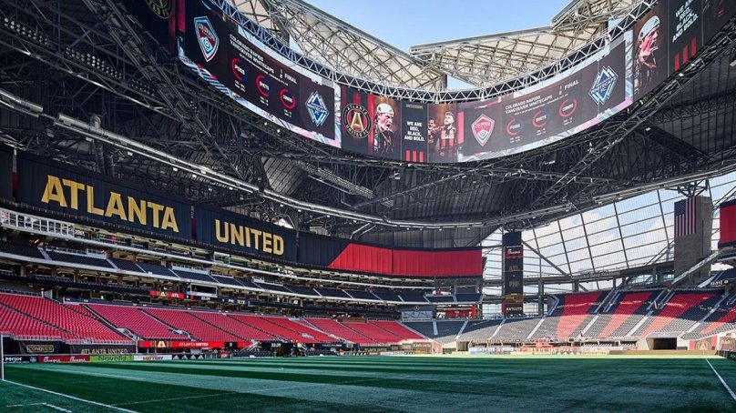 Мерседес Бенц Арена