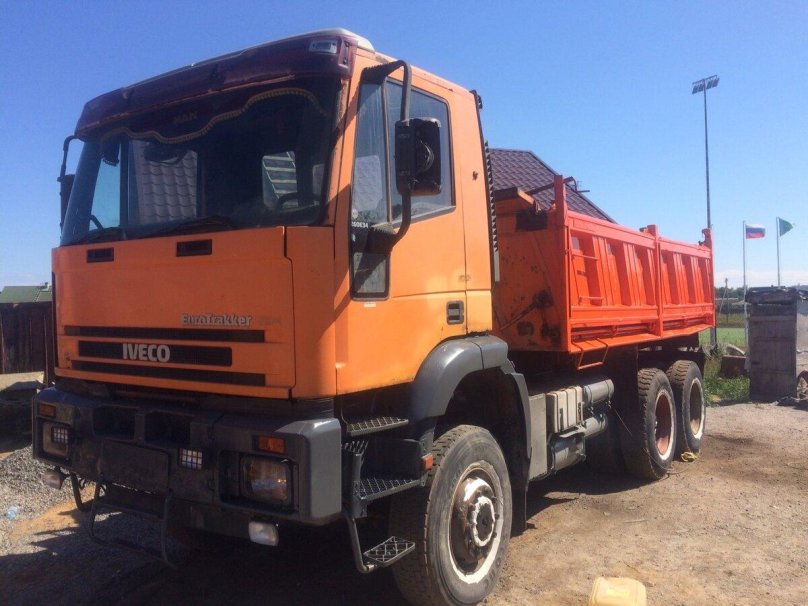 Ивеко тракер самосвал 2005