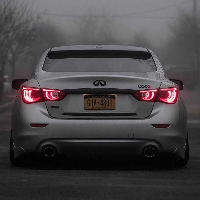 Инфинити q50s сзади