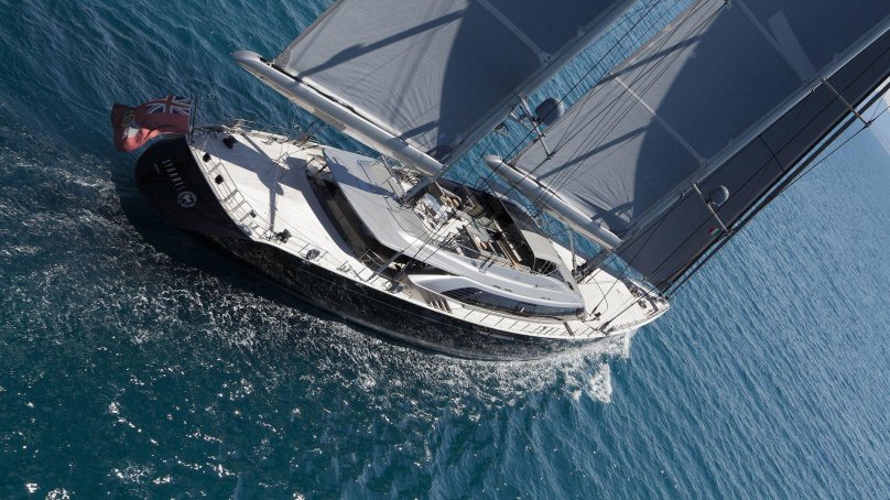 Парусная яхта Sybaris