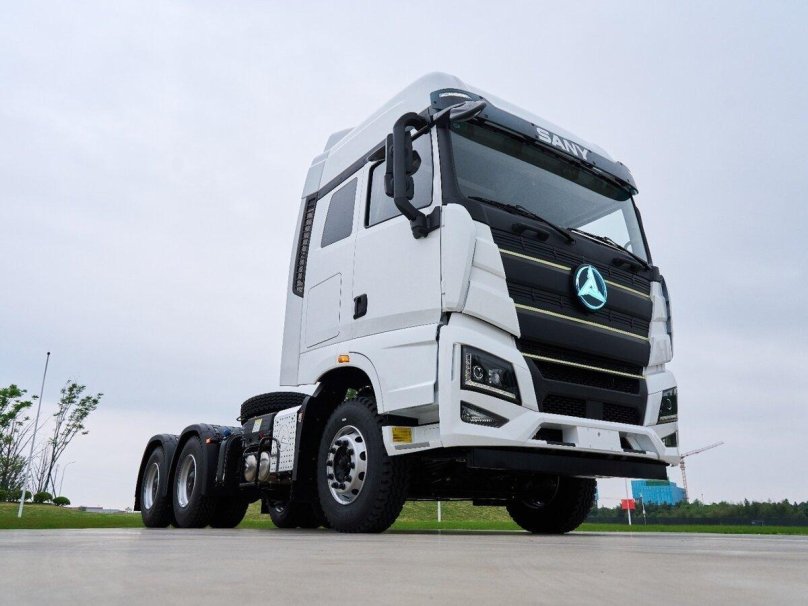 Sany тягач седельный