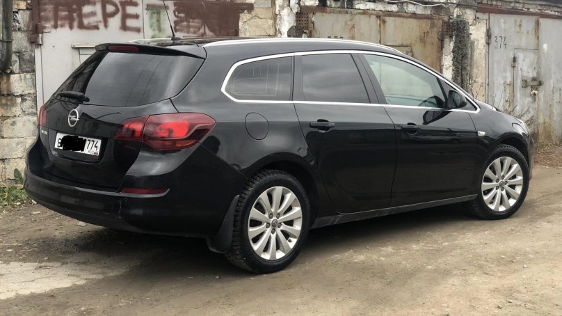 Opel Astra Sports Tourer, 2011 г/в