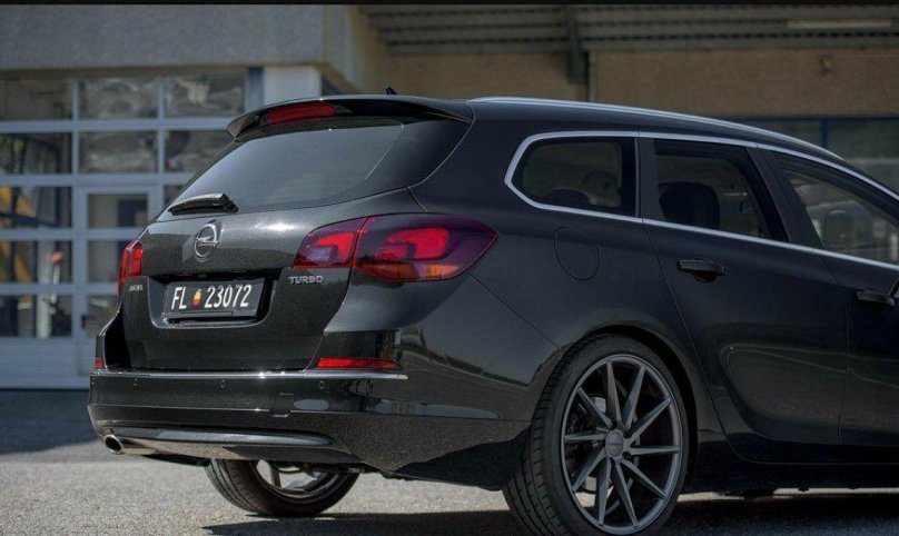Opel Astra j Sport Tourer
