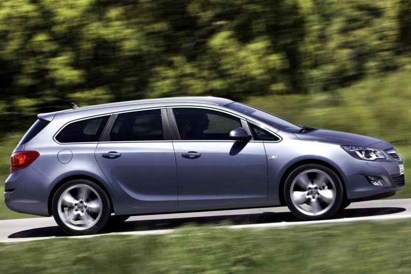 Astra Sports Tourer 2011