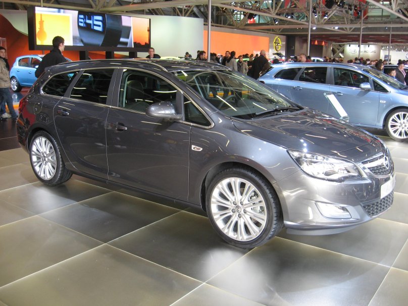 Opel Astra j Sport Tourer