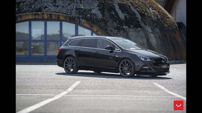 Opel Astra j универсал r19